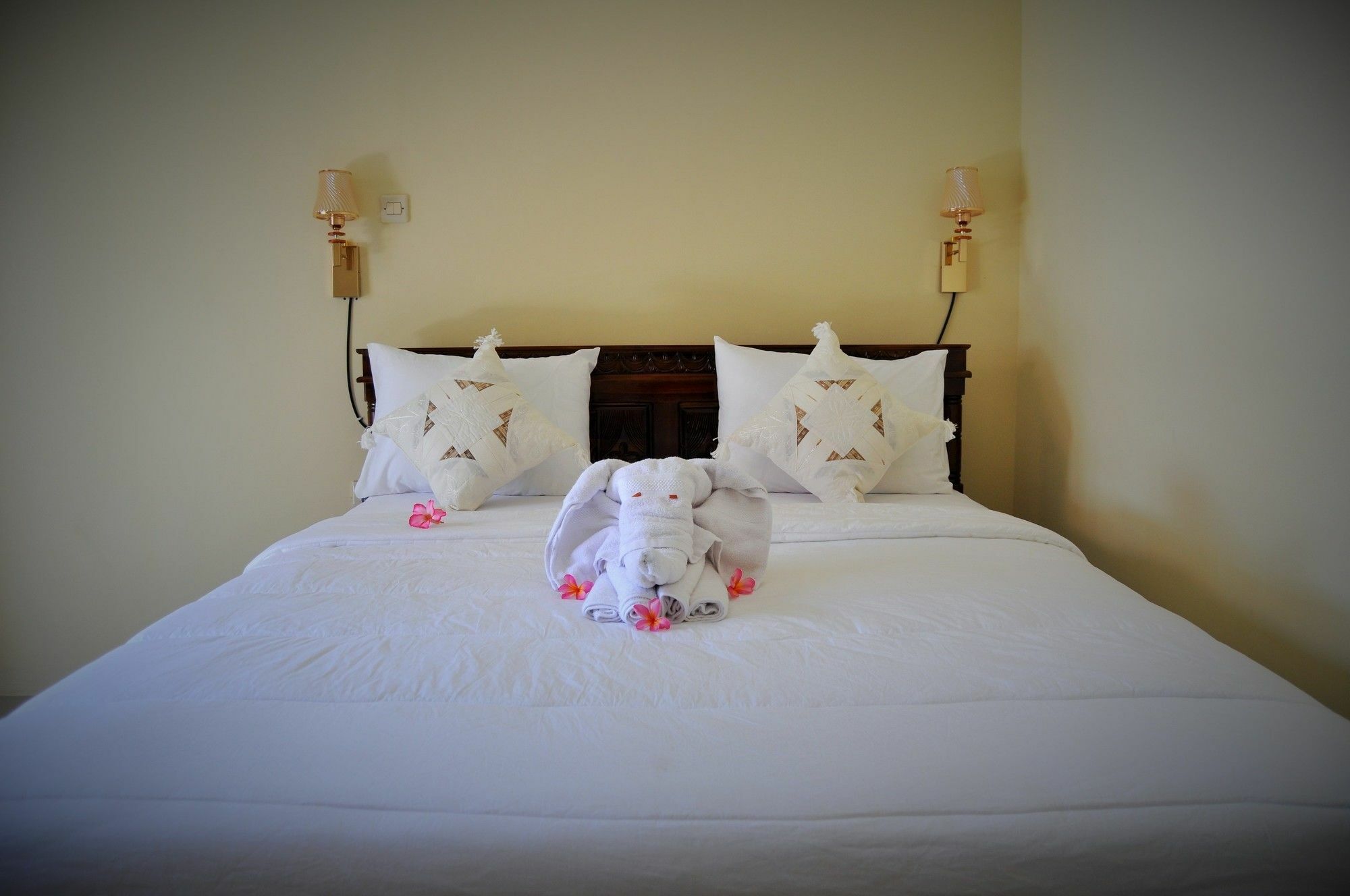 Deva Devi Beach Inn Luxury Batununggul 외부 사진